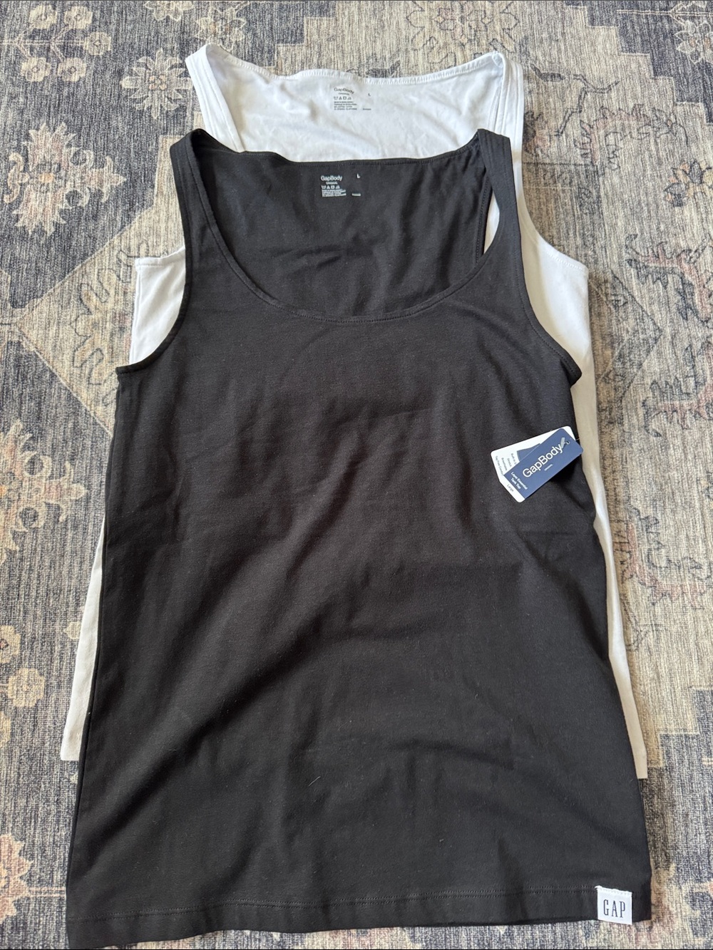 GAP Women’s Black & White Scoop Neck Tank Tops - 2 Pack